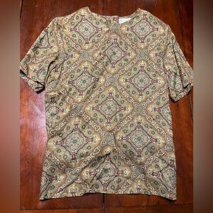 JH Collectibles Paisley Short Sleeve Top